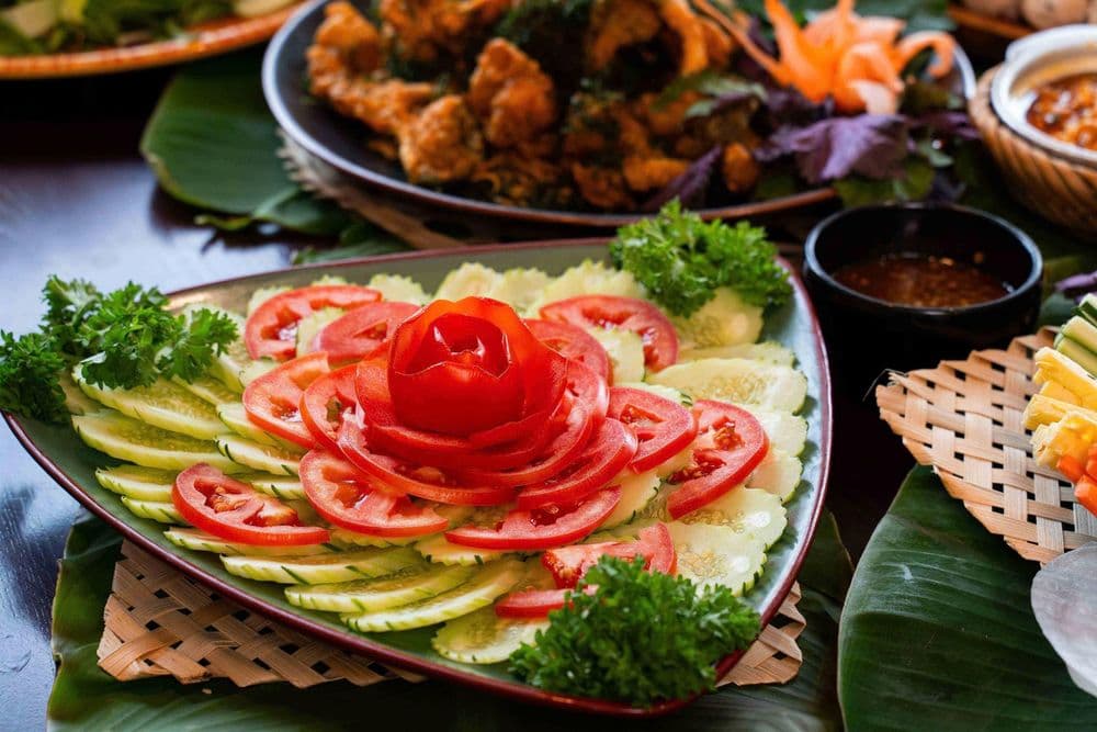 Salad Cà Chua Dưa Chuột